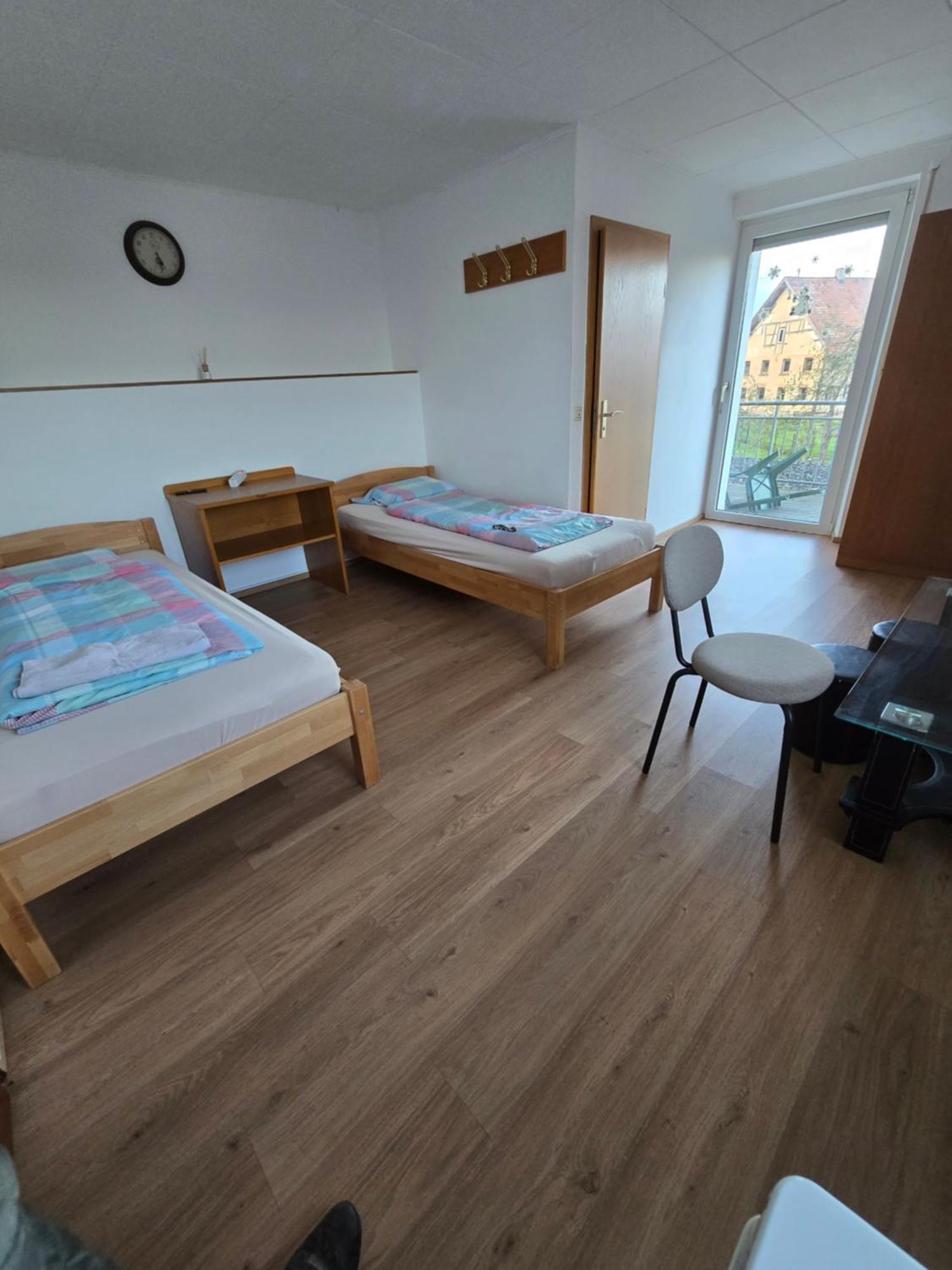 Hirsch Apartment